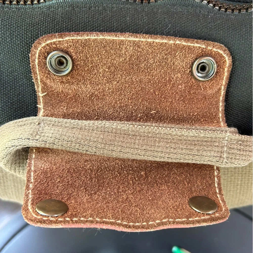 Vintage Dakota Dark Green Canvas & Brown Leather Messenger Bag